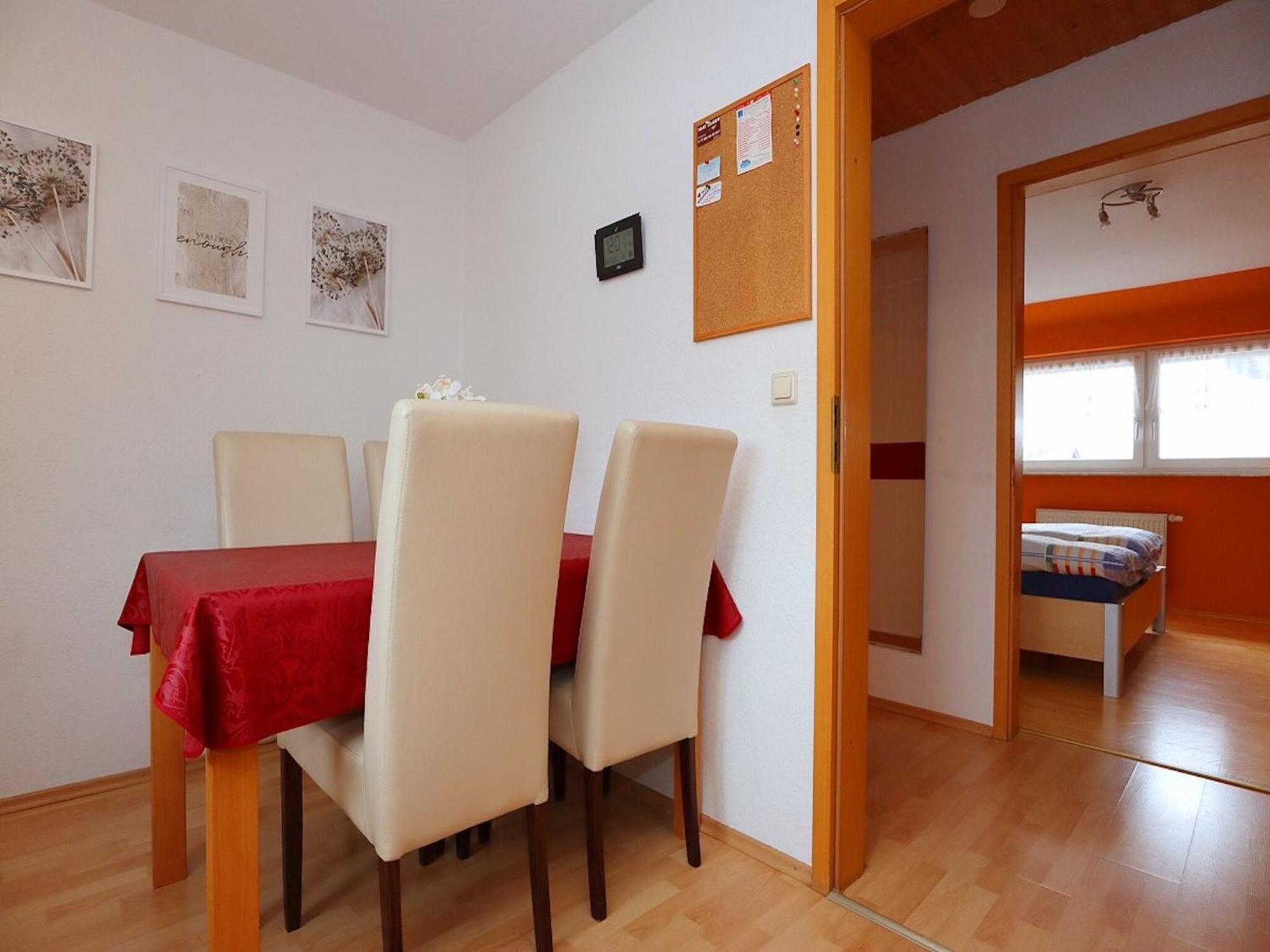 Cozy Apartment in Schwenningen with Garden Villingen-Schwenningen Exterior foto