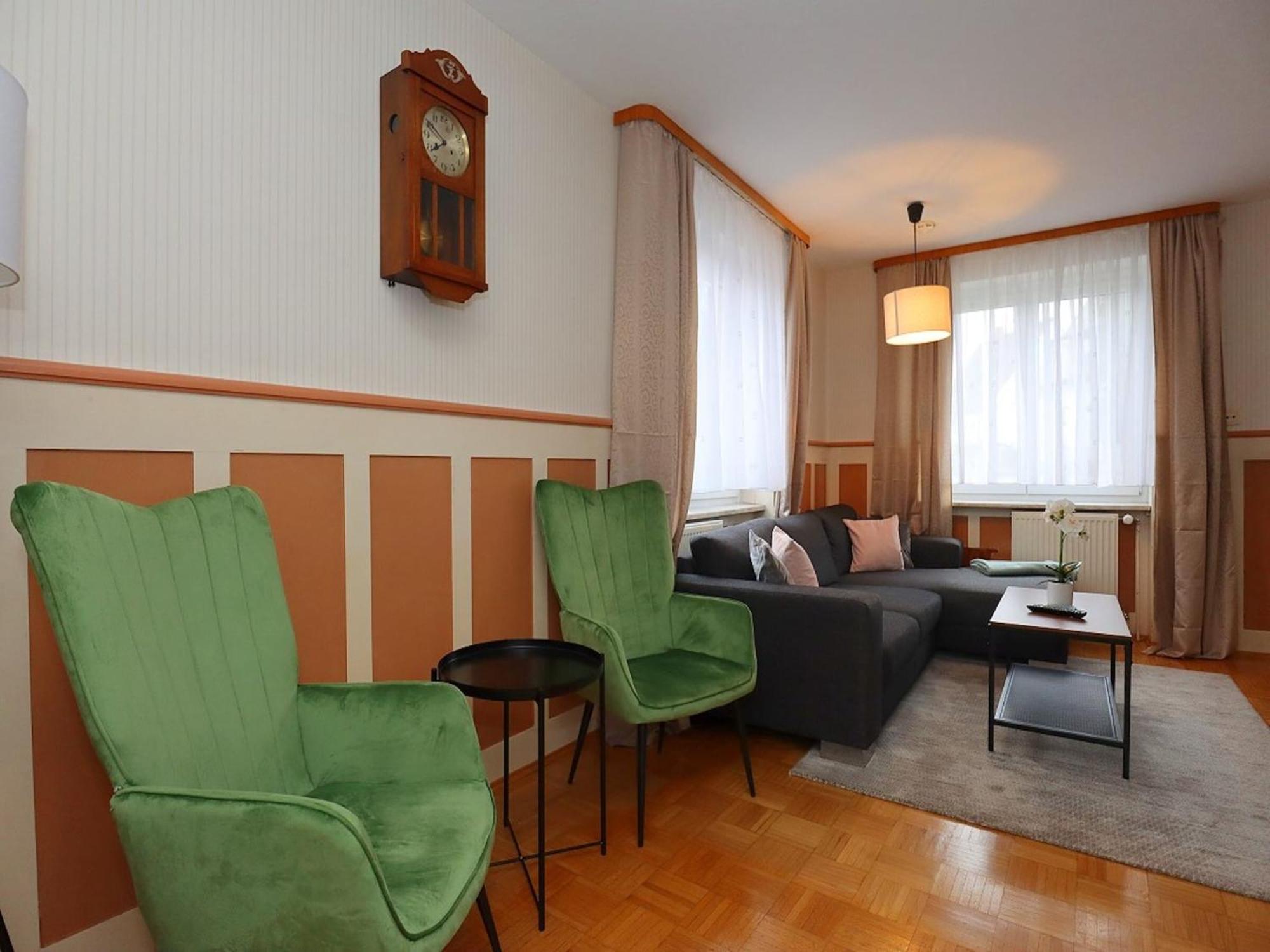 Cozy Apartment in Schwenningen with Garden Villingen-Schwenningen Exterior foto