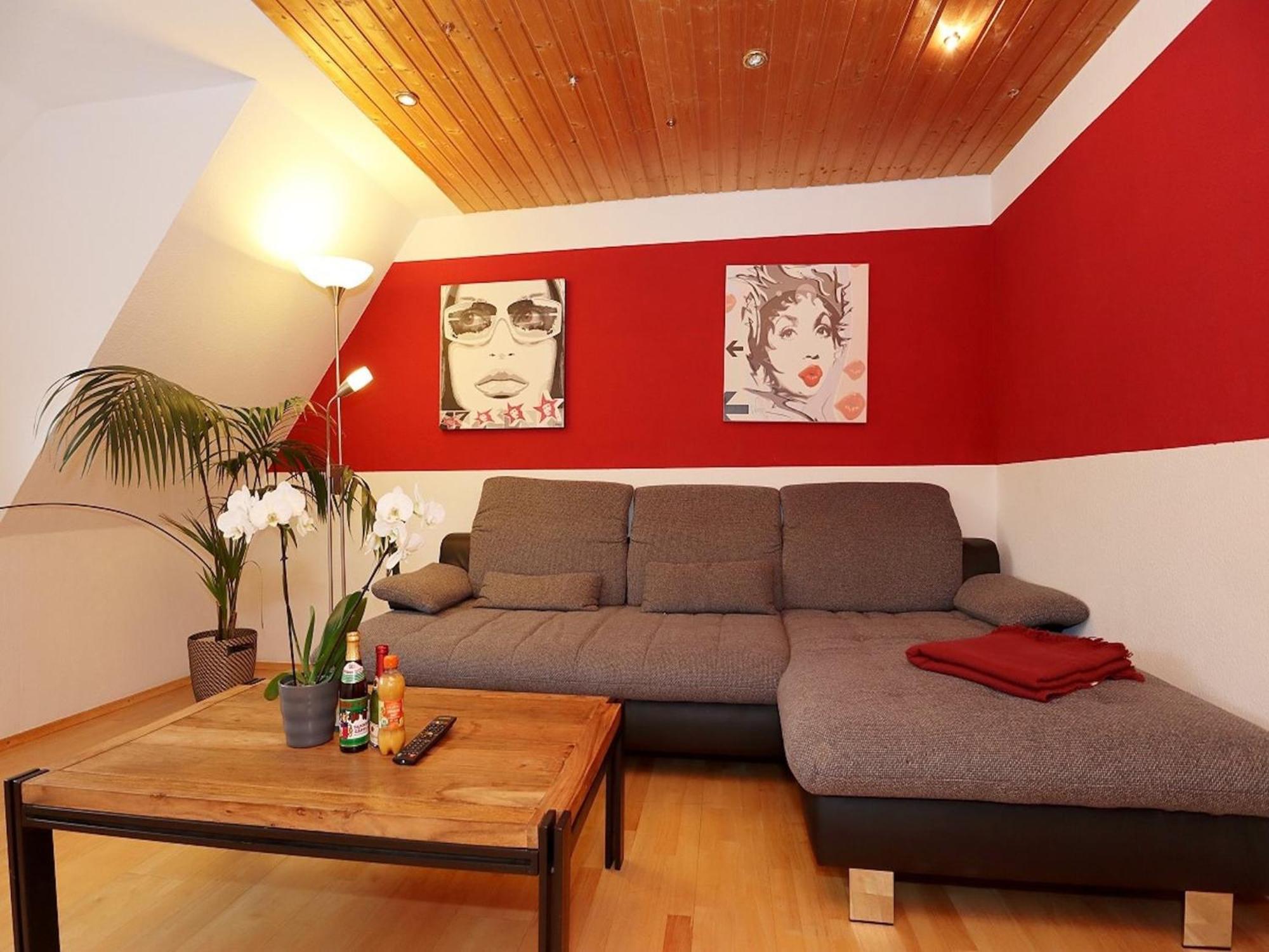 Cozy Apartment in Schwenningen with Garden Villingen-Schwenningen Exterior foto